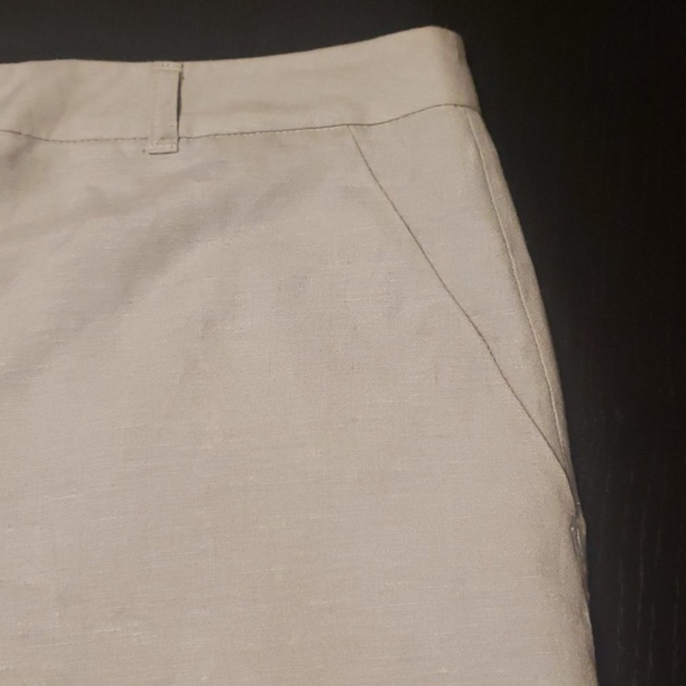 RW&CO Linen Short - Picture 5 of 7